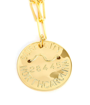 Beach Tag Charm Necklace – 18k Gold Plated - Lisi Lerch