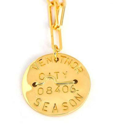 Beach Tag Charm Necklace – 18k Gold Plated - Lisi Lerch