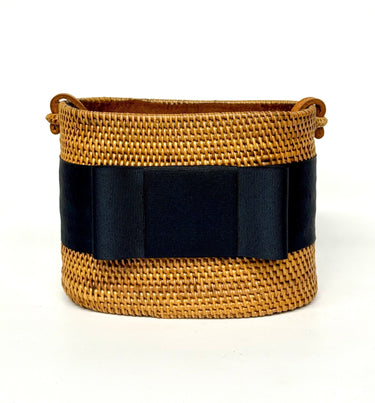 Charlotte Small - Flat Bow - Lisi Lerch