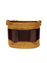 Charlotte Small - Flat Bow - Lisi Lerch