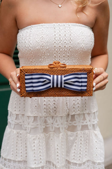 Colette Clutch - Pinch Bow - Lisi Lerch