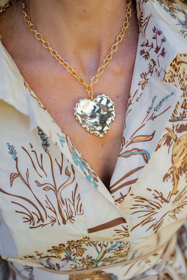 Dallas - Ruffle heart necklace - 18k Gold Plating - Lisi Lerch