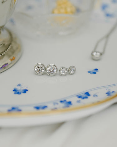 Large Bezel Stud - 18k Gold Plated - Lisi Lerch