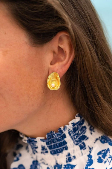 Lisi Lerch Oyster Stud - Earring
