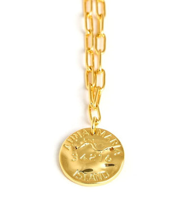 Mini Beach Tag Charm Necklace – 18k Gold Plated - Lisi Lerch