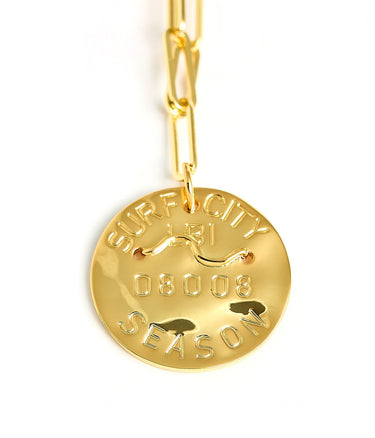 Beach Tag Charm Necklace – 18k Gold Plated - Lisi Lerch