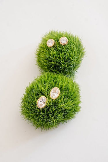 Large Bezel Oval Stud - 18k Gold Plated - Lisi Lerch