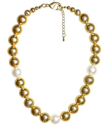 Lisi Lerch Diana 16mm with Pearl