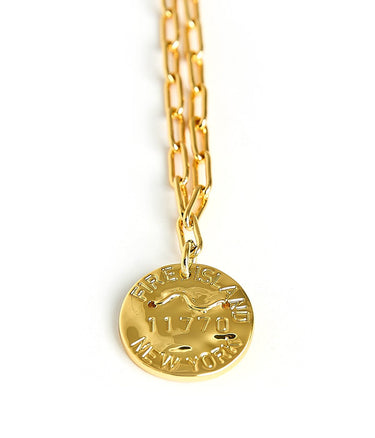 Mini Beach Tag Charm Necklace – 18k Gold Plated - Lisi Lerch