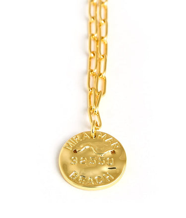 Mini Beach Tag Charm Necklace – 18k Gold Plated - Lisi Lerch