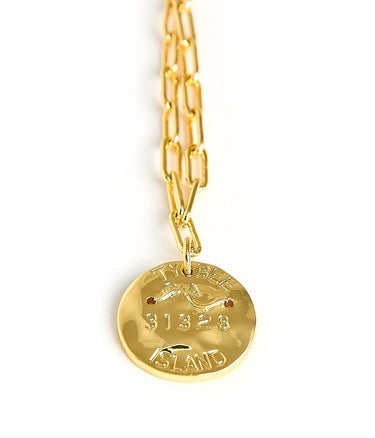 Mini Beach Tag Charm Necklace – 18k Gold Plated - Lisi Lerch